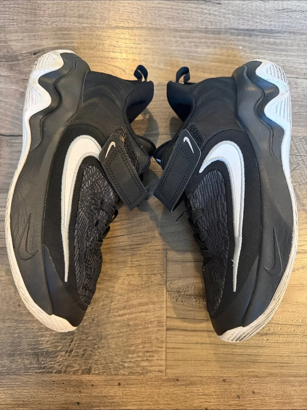 Nike Kids' Black and White Velcro Sneakers (Size 3 Y)